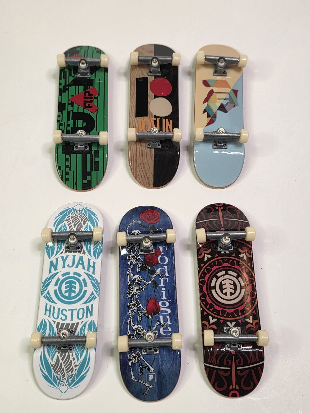 GUC Lot Of 6 Tech Deck Mini Skateboards
